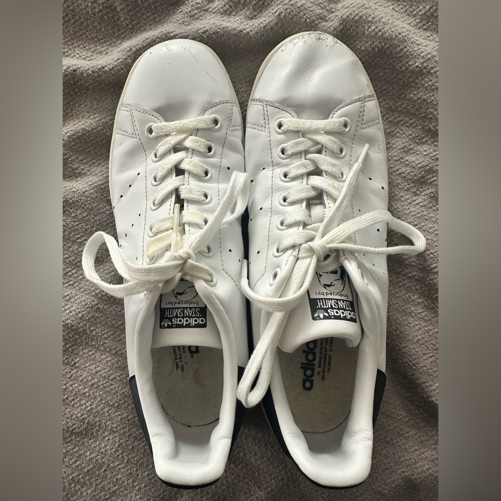 Adidas Stan Smith leather sneakers size 8.5 men’s good condition
